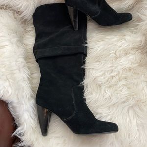 Steve Madden slouch suede boots.  3 3/4 inch heel.  Excellent condition.